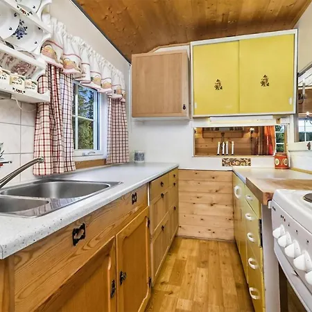 Hébergement de vacances Stunning In With Kitchen